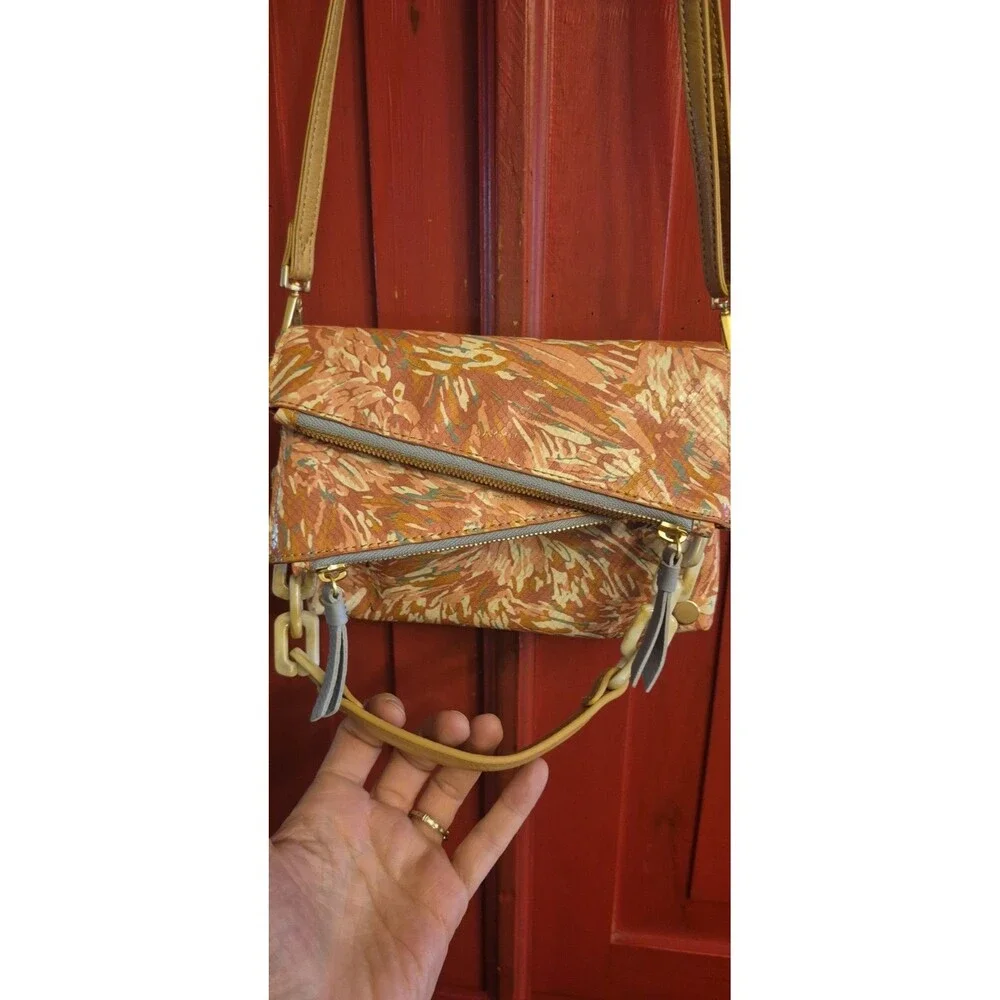 NWOT Hammitt Dillon Reversible Garden Party Leather Crossbody Bag 6 In 1 $395 - Picture 3 of 16